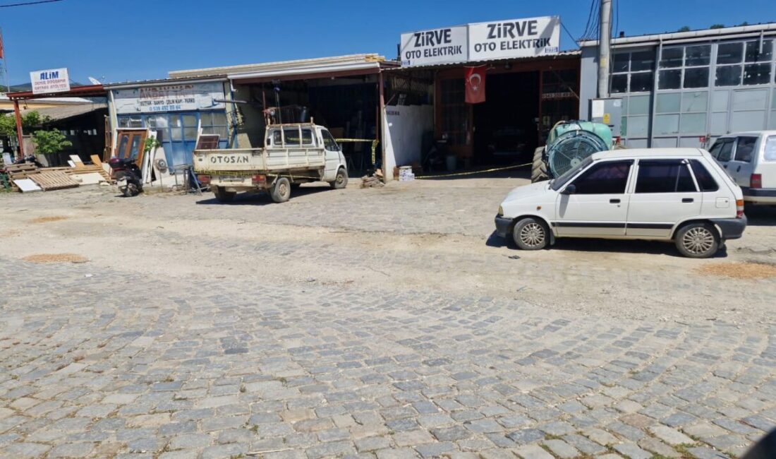 BALIKESİR (AA) – Balıkesir'in Erdek ilçesinde çıkan silahlı kavgada 1