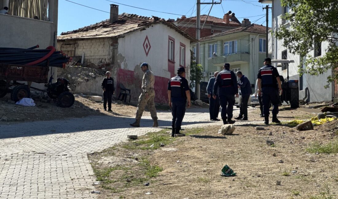 BALIKESİR (AA) – Balıkesir'in Altıeylül ilçesinde çıkan silahlı kavgada 1