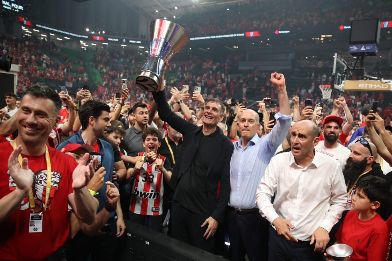 - Yunanistan'ın başkenti Atina'da gerçekleştirilen Dörtlü Final'in MVP'si, Olympiakos'un Fransız