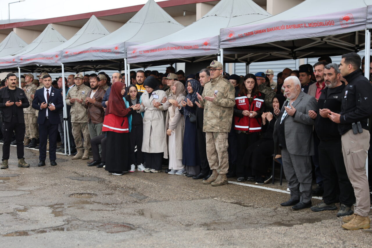 BAYBURT (AA) – Bayburt'ta kalp krizi sonucu vefat eden Jandarma