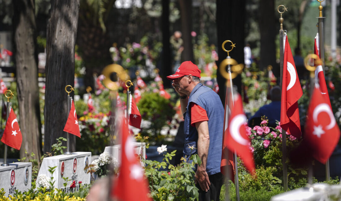 İSTANBUL (AA) – Kurban Bayramı'nın ikinci gününde de vatandaşlar, Edirnekapı
