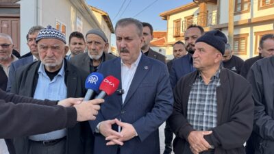 - "CHP'nin bu butlan kararından önceki yönetimi de farklı bir