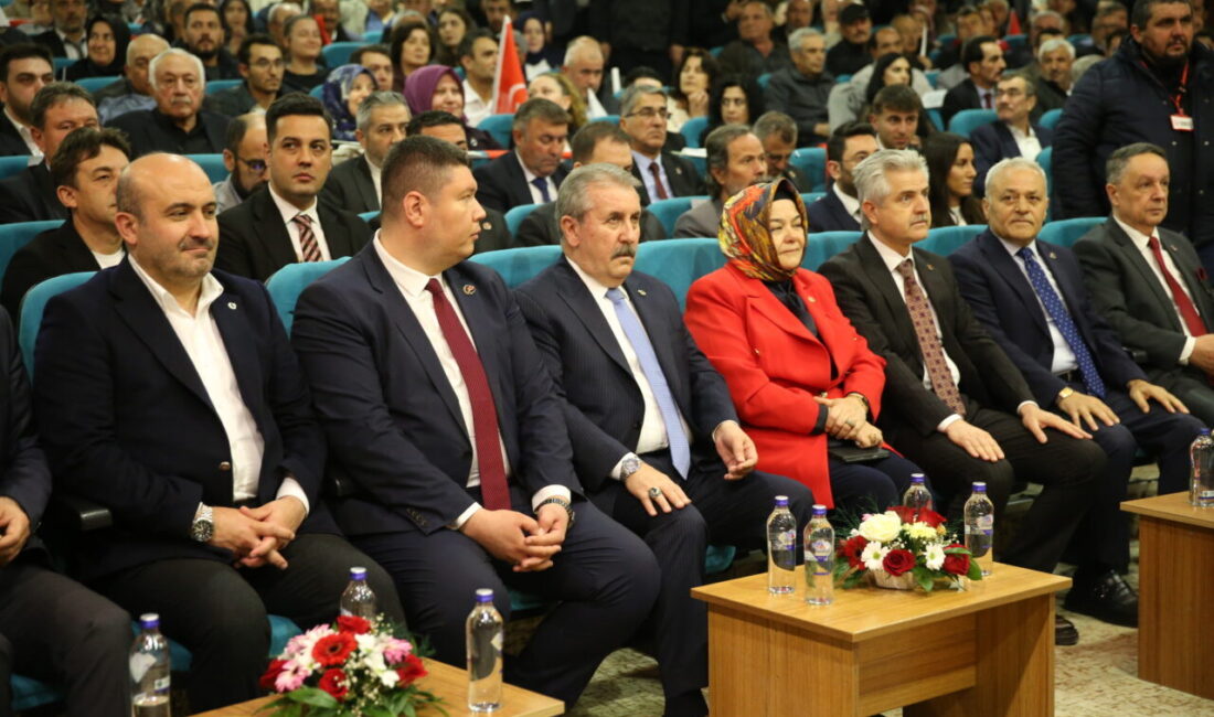 - "Çocuklarımızı mümkün olduğu kadar genç yaşta evlendirmeliyiz. Evliliklerini yaptıktan