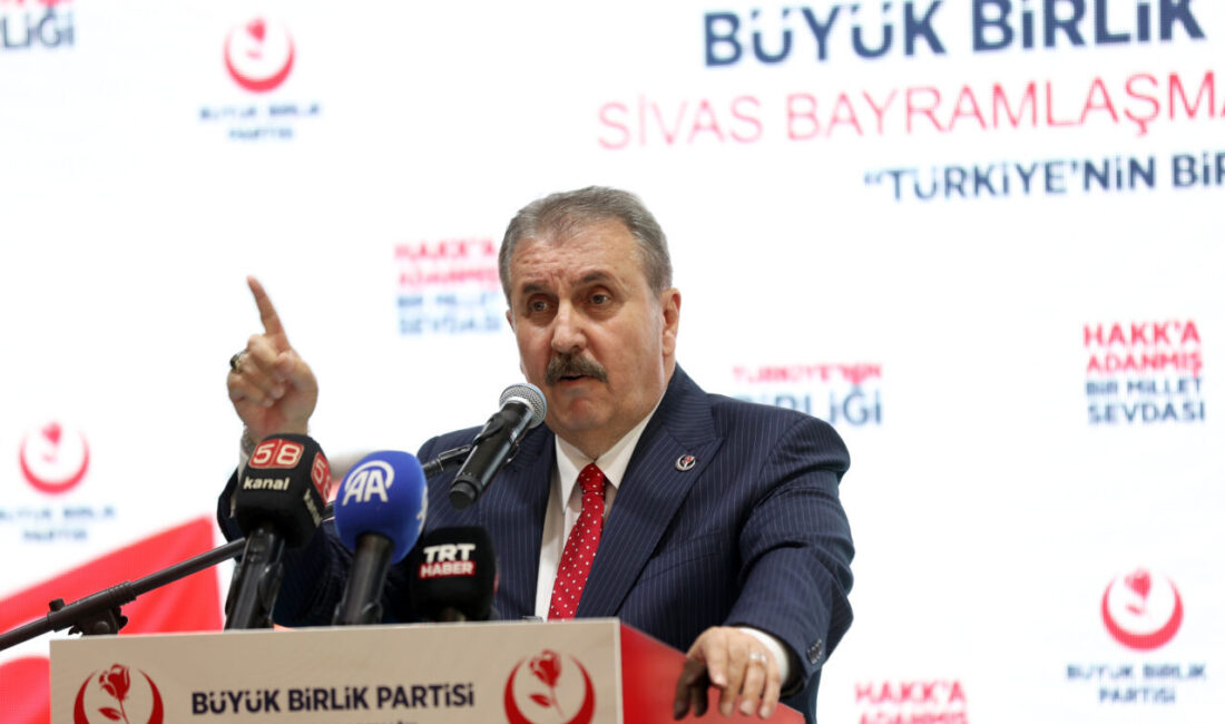 - "BBP'nin 33 yıllık geçmişinde yolsuzluklar, hırsızlıklar, gayriahlakilik yok. Vatanseverlik,