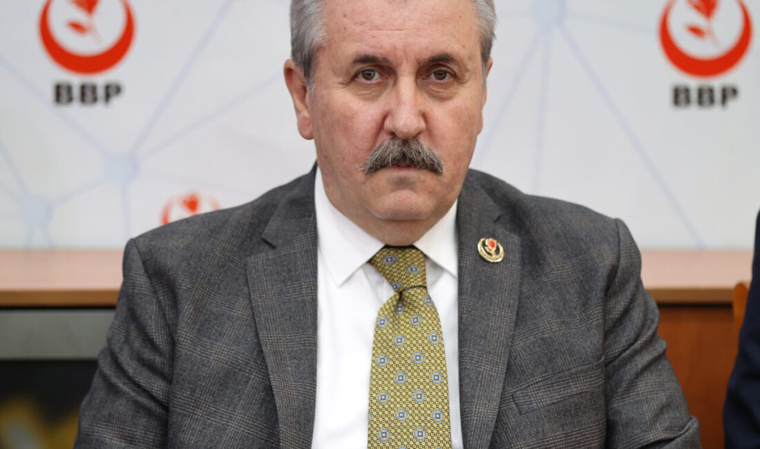 - "Koskoca Amerika 10 milyon nüfuslu İsrail'in, terörist ve soykırımcı