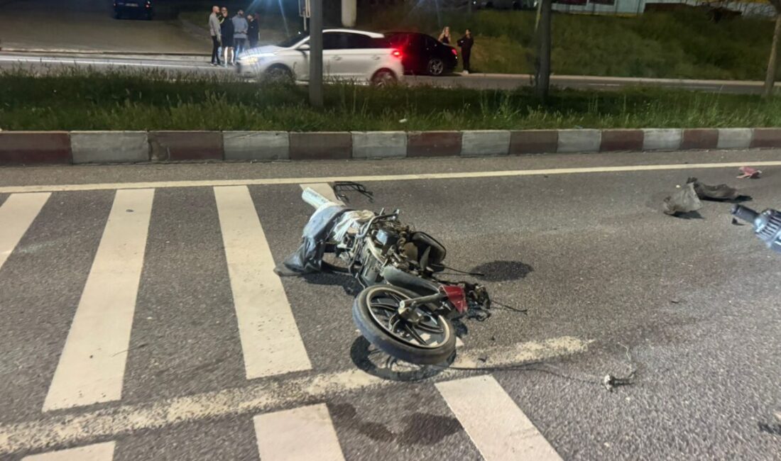 BİLECİK (AA) – Bilecik'te otomobil ile motosikletin çarpıştığı kazada, 1