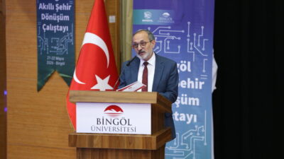 - Bingöl Üniversitesi Rektörü Prof. Dr. Erdal Çelik:
- "Bingöl deprem