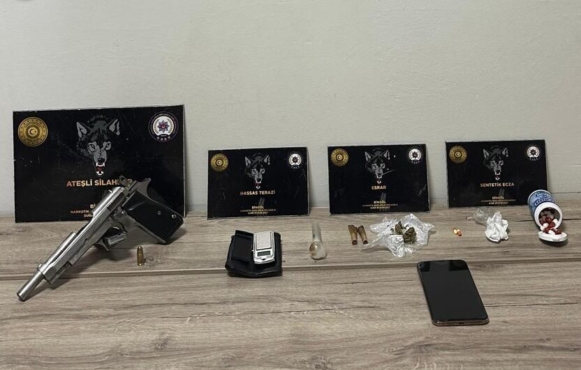 BİNGÖL (AA) – Bingöl'de düzenlenen uyuşturucu operasyonunda gözaltına alınan 4