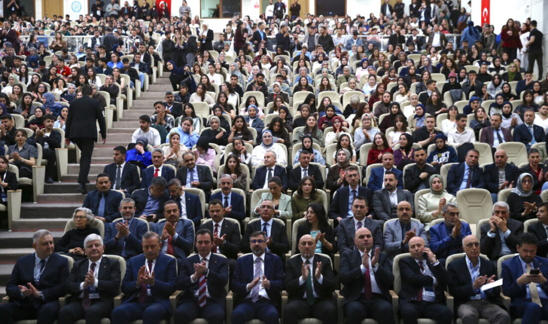 BİTLİS (AA) – Bitlis Eren Üniversitesi (BEÜ) ve İl Sağlık
