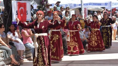 MUĞLA (AA) – Muğla'nın Bodrum ilçesinde 4. Zeytin Çiçeği Festivali