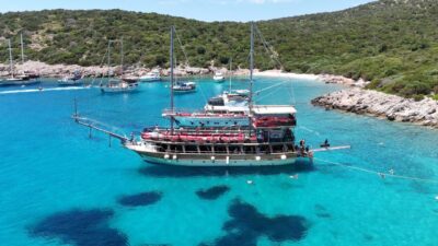 MUĞLA (AA) – Muğla'nın Bodrum ilçesine Kurban Bayramı tatilini geçirmek