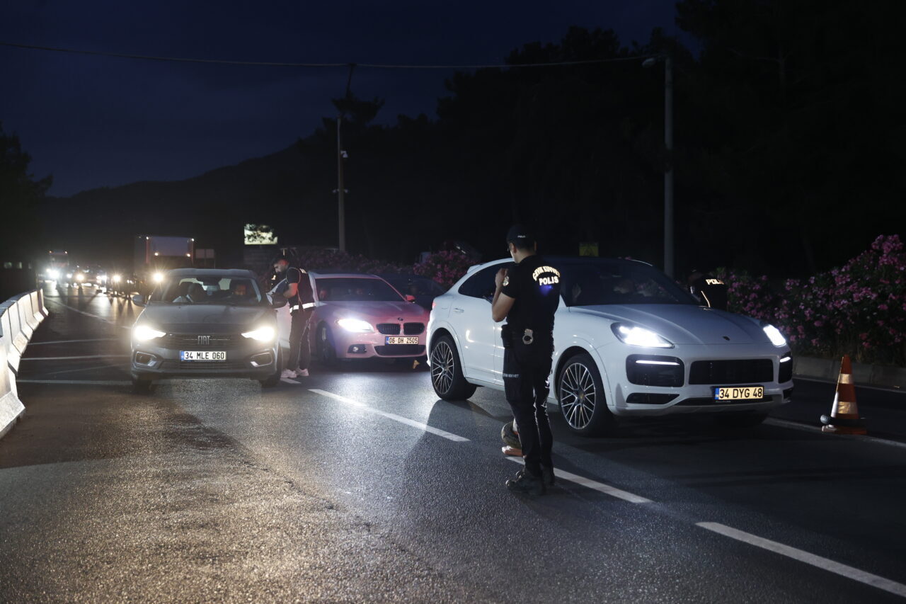 MUĞLA (AA) – Muğla'nın Bodrum ilçesinde polis ekiplerince Kurban Bayramı