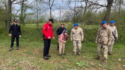 BOLU (AA) – Bolu'nun Mudurnu ilçesinde kaybolan 86 yaşındaki Alzheimer