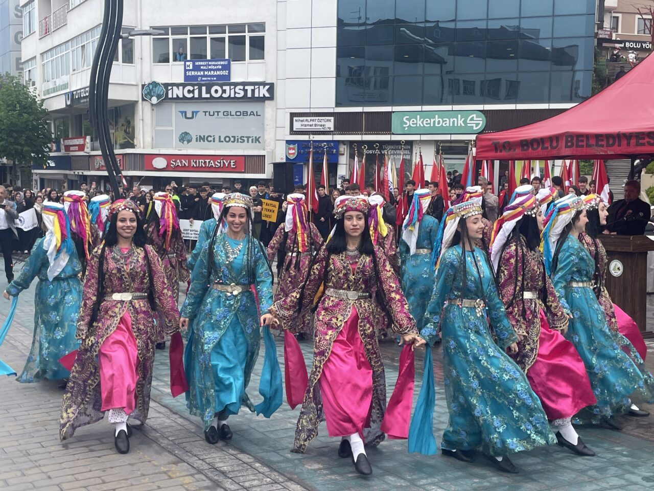 BOLU (AA) – Bolu'da, hayırsever iş insanı merhum İzzet Baysal