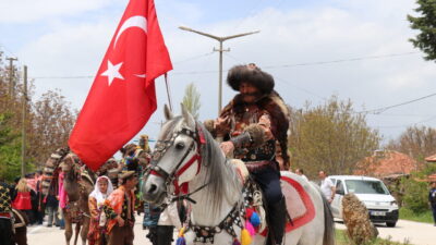 BURDUR (AA) – Burdur'da, İnsuyu Yörük Göçü Etkinlikleri ve Halk