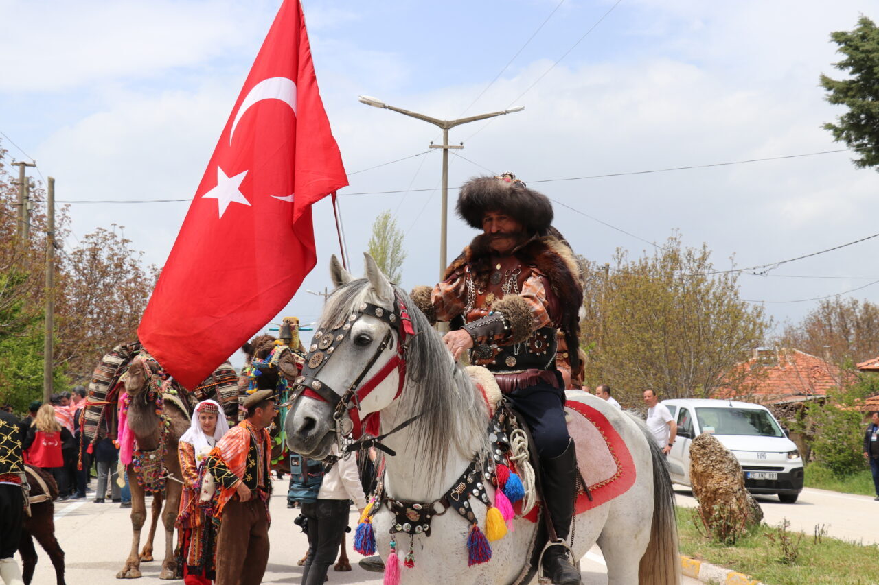 BURDUR (AA) – Burdur'da, İnsuyu Yörük Göçü Etkinlikleri ve Halk