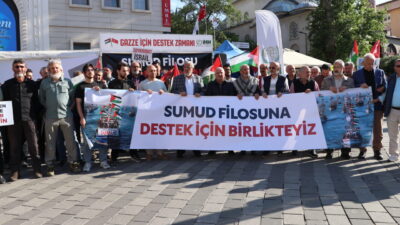 BURSA (AA) – Bursa'da İsrail ordusunun, Gazze'ye yönelik ablukayı kırmayı