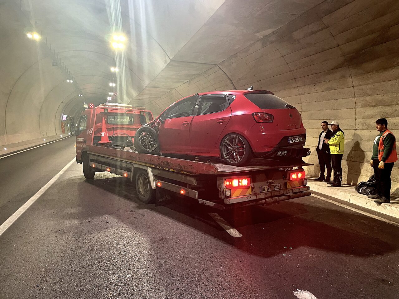 BURSA (AA) – Bursa'da otomobille motosikletin çarpışması sonucu 1 kişi