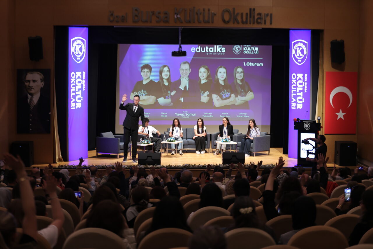 BURSA (AA) – Bursa'da ortaokul ve lise öğrencileri ile ebeveynleri