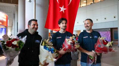 - Castrol Ford Team Türkiye Pilotu Ali Türkkan:
- "Bir Türk