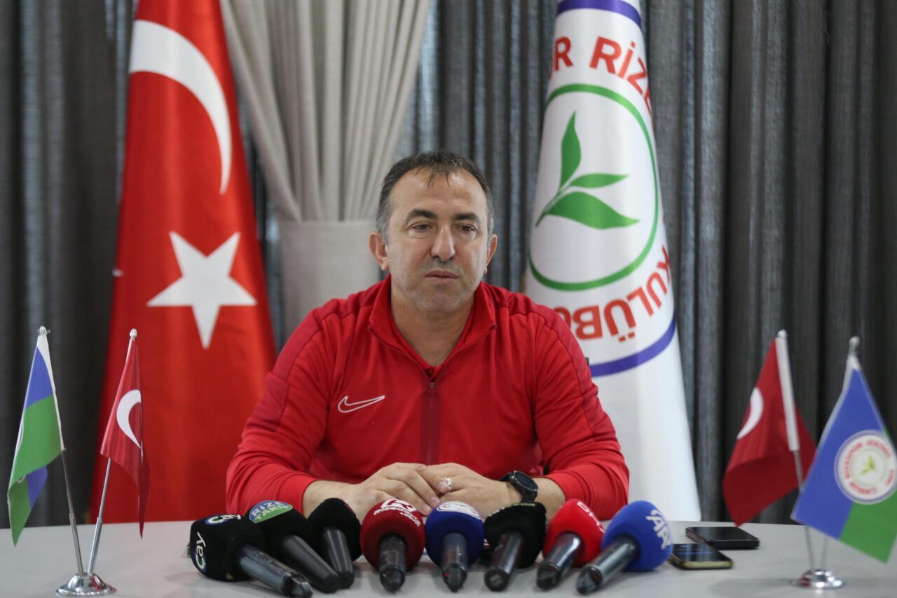 - "Beşiktaş, ligin en iyi kadrolarından birine sahip. Her takımın