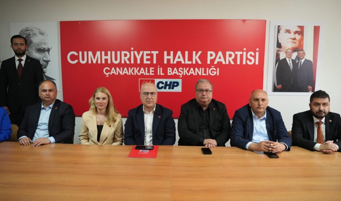 ÇANAKKALE (AA) – CHP Genel Başkan Yardımcısı Murat Bakan, partisinin
