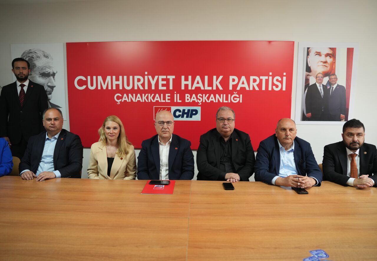 ÇANAKKALE (AA) – CHP Genel Başkan Yardımcısı Murat Bakan, partisinin