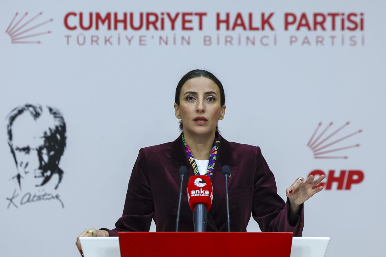 - "Yangınlarla mücadele, yangını önlemek, hazırlıklı olmak ve süreci bilimsel