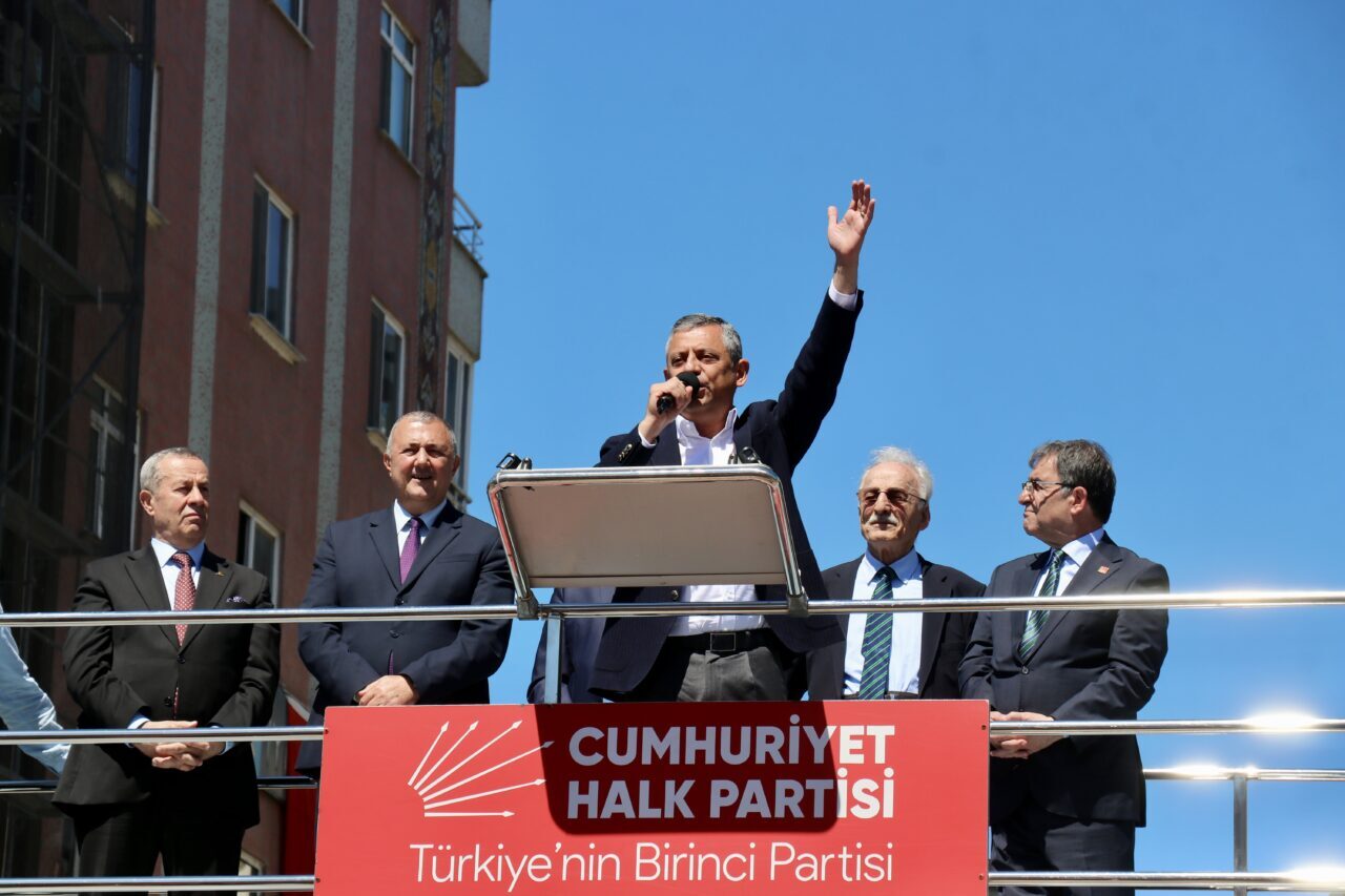 - "Bir ülkede adalet olmazsa orada bereket olmaz. Gelirde adalet