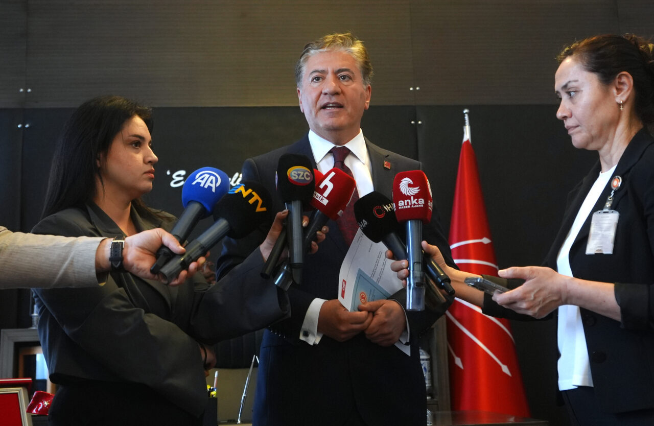 - "Grubun genel kurulunu toplamaya ve grup genel kurulunun gündemini