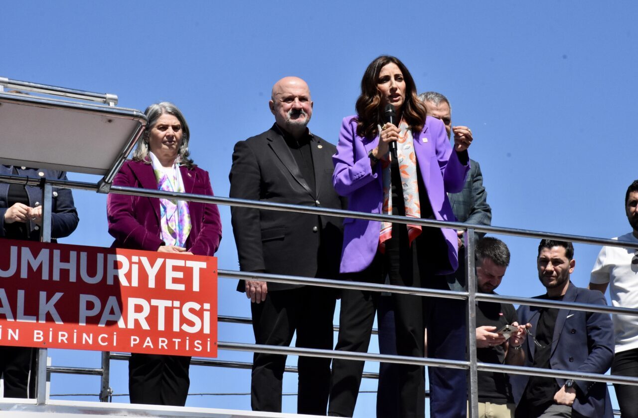 - Genel Başkan Yardımcısı Evrim Rızvanoğlu ve beraberindeki heyet, Ordu'nun