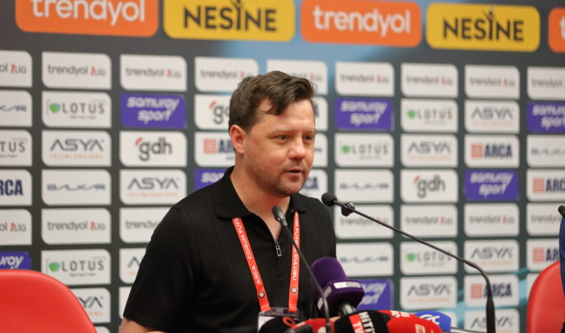 - Arca Çorum FK Teknik Direktörü Uğur Uçar:
"Sonuçta golü yemedik,