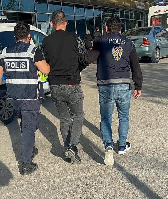 ÇORUM (AA) – Çorum'da hakkında 48 yıl 15 gün kesinleşmiş