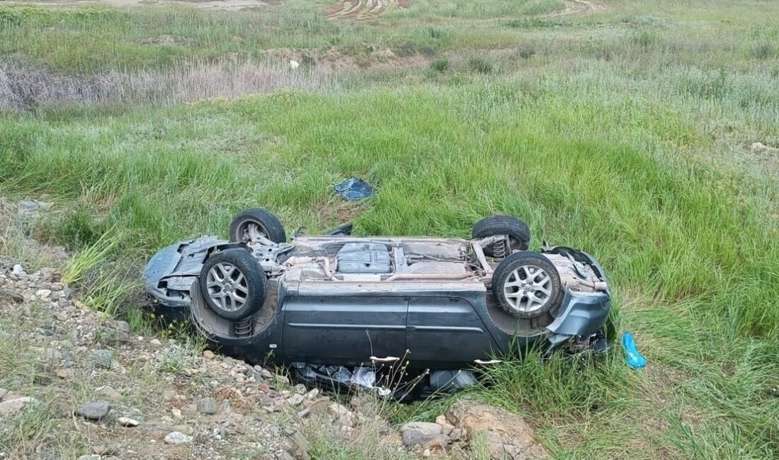 ÇORUM (AA) – Çorum'un İskilip ilçesinde otomobilin şarampole devrilmesi sonucu