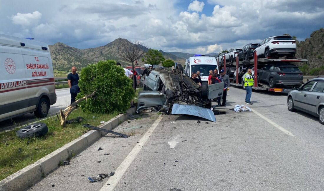 ÇORUM (AA) – Çorum'un Osmancık ilçesinde otomobilin refüje çarparak takla