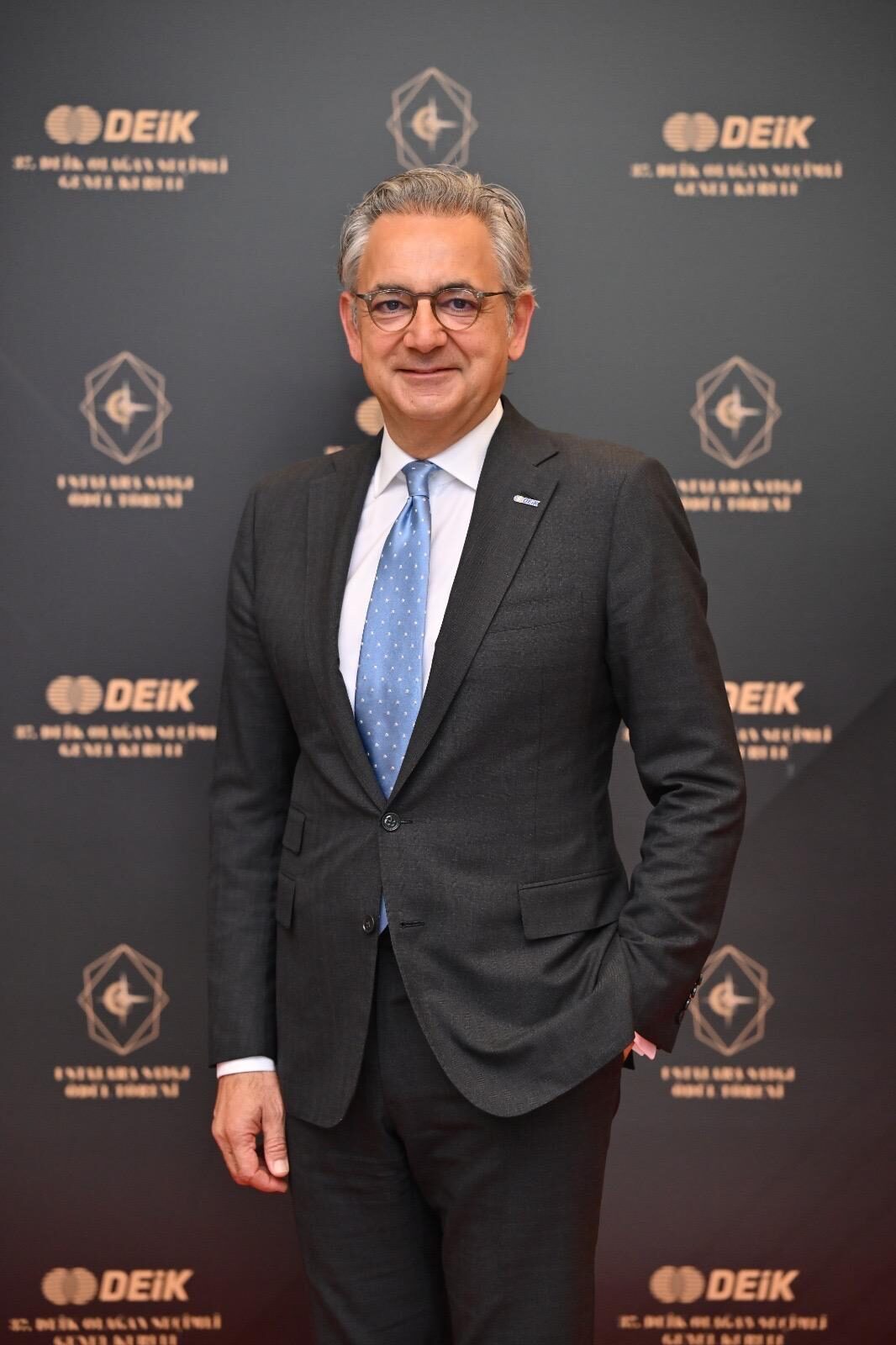 - Dış Ekonomik İlişkiler Kurulu Başkanı Nail Olpak:
- "Açık mektuplarımızda
