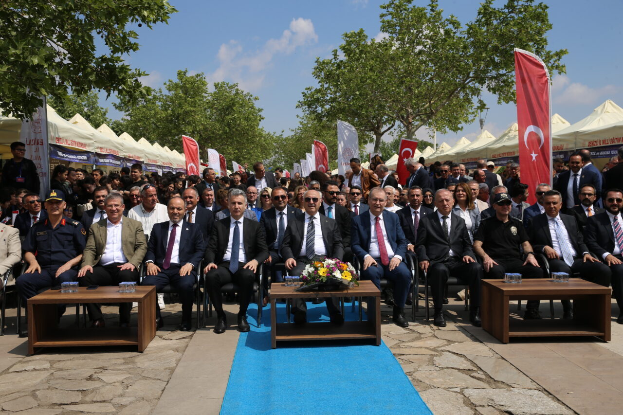 DENİZLİ (AA) – Denizli'de Türkiye Yüzyılı Maarif Modeli vizyonu doğrultusunda
