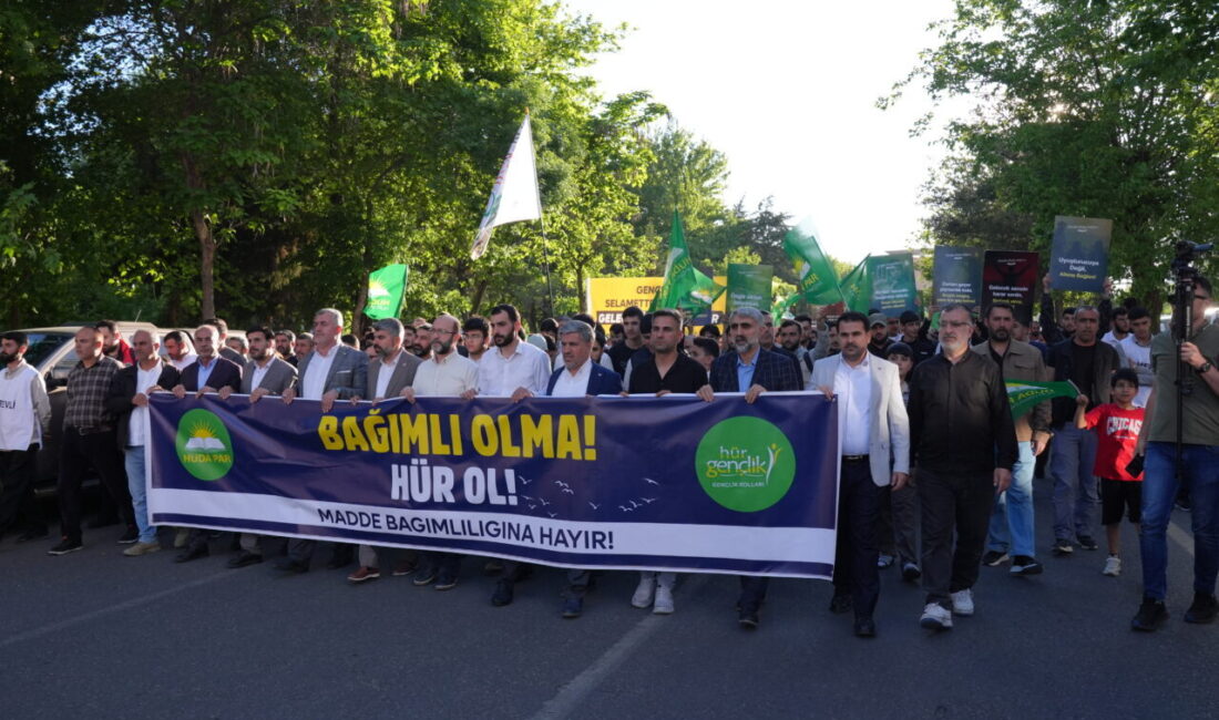 DİYARBAKIR (AA) – Diyarbakır'da, HÜDA PAR tarafından "Madde bağımlılığına hayır"