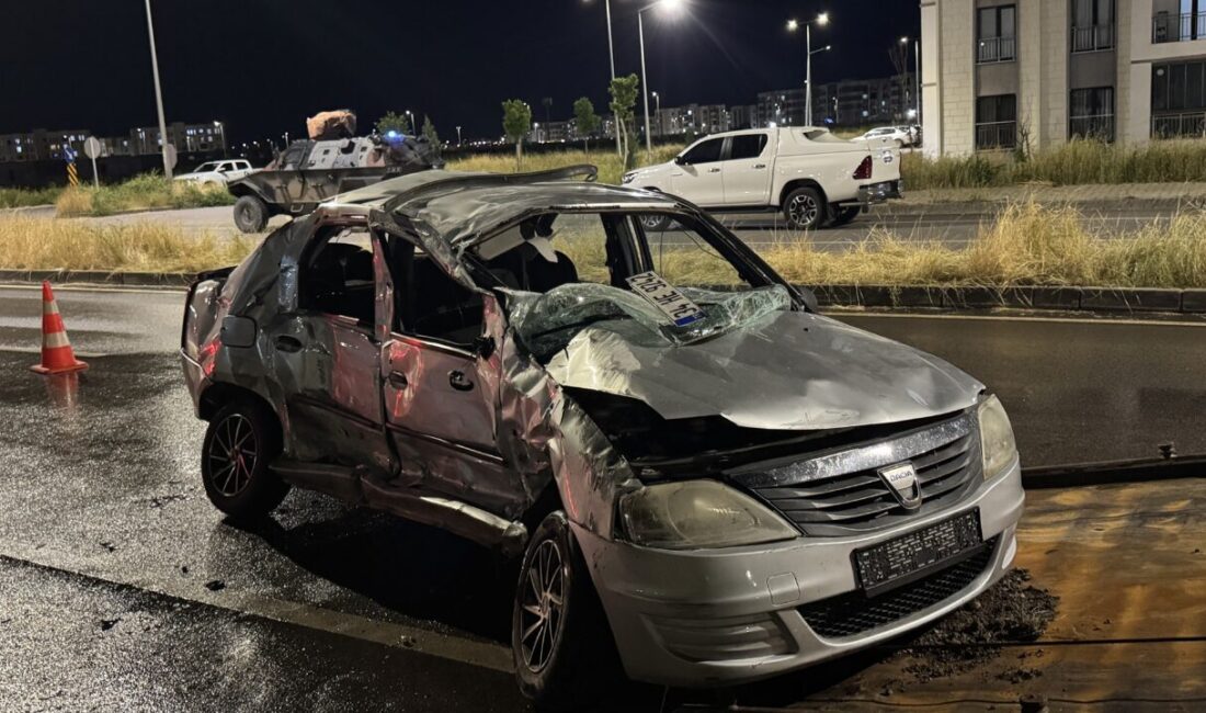 DİYARBAKIR (AA) – Diyarbakır'ın merkez Bağlar ilçesinde yolcu otobüsü ve