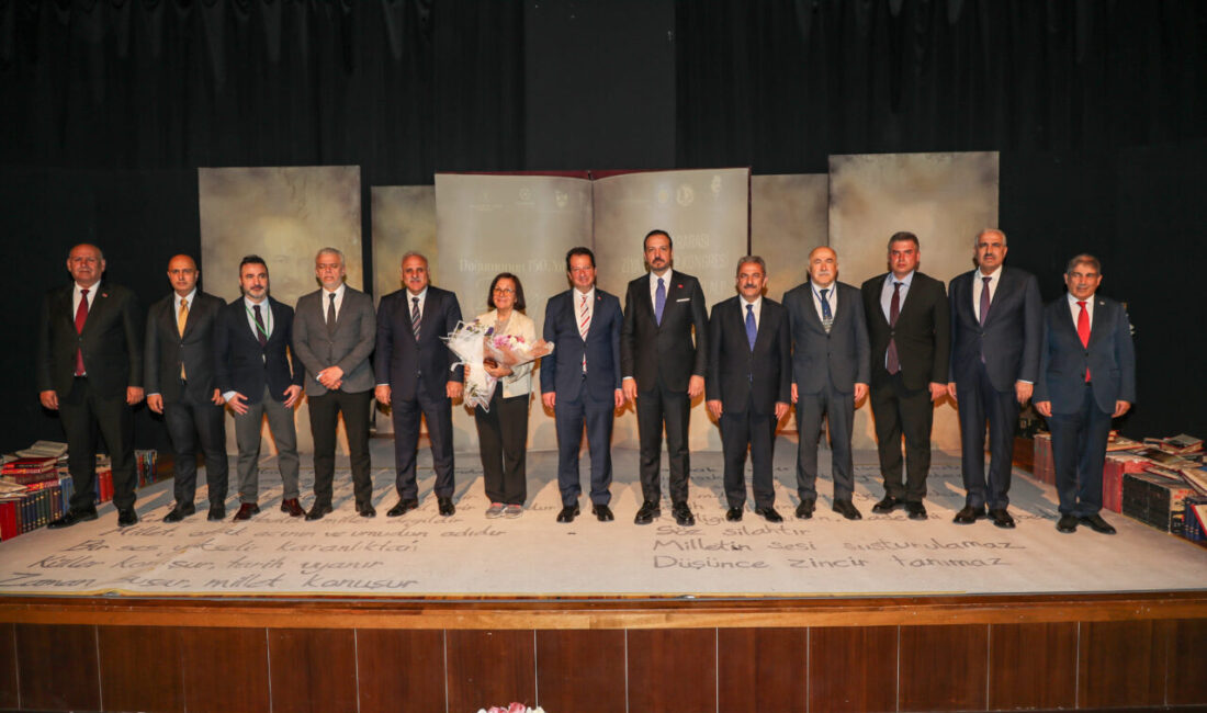 - Vali Murat Zorluoğlu:
- "Ziya Gökalp'i anlamak Diyarbakır'ın düşünce iklimini