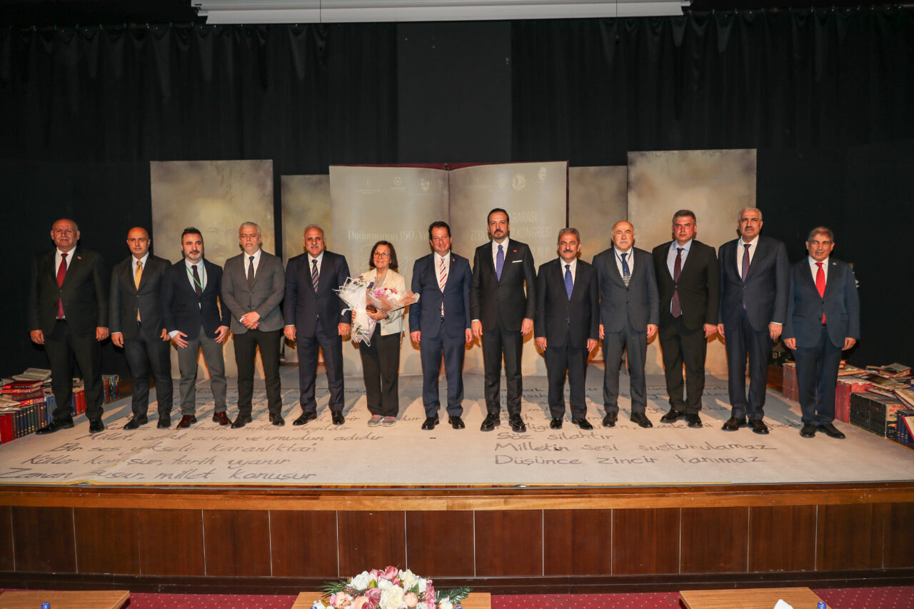 - Vali Murat Zorluoğlu:
- "Ziya Gökalp'i anlamak Diyarbakır'ın düşünce iklimini