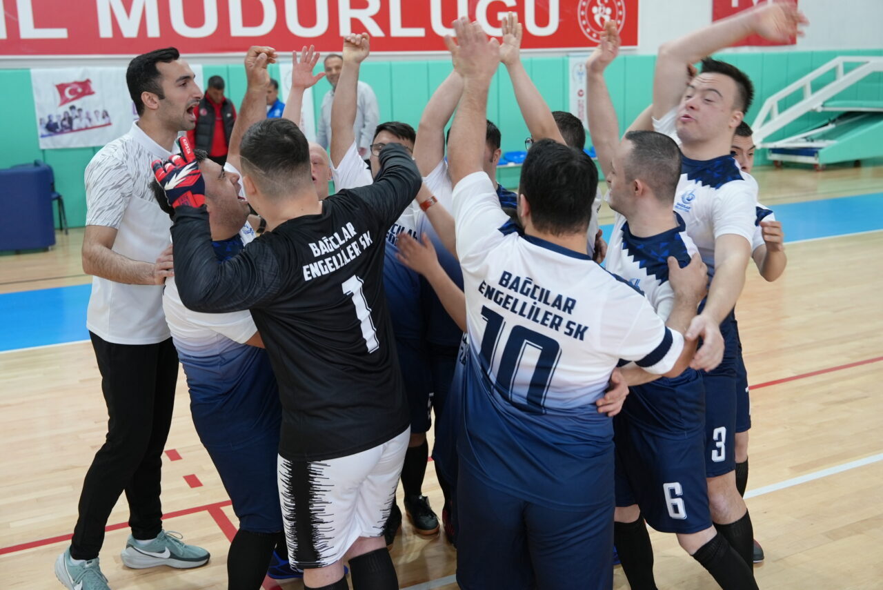 İSTANBUL (AA) – Bartın'da düzenlenen Down Sendromlular Futsal Türkiye Şampiyonası'nda