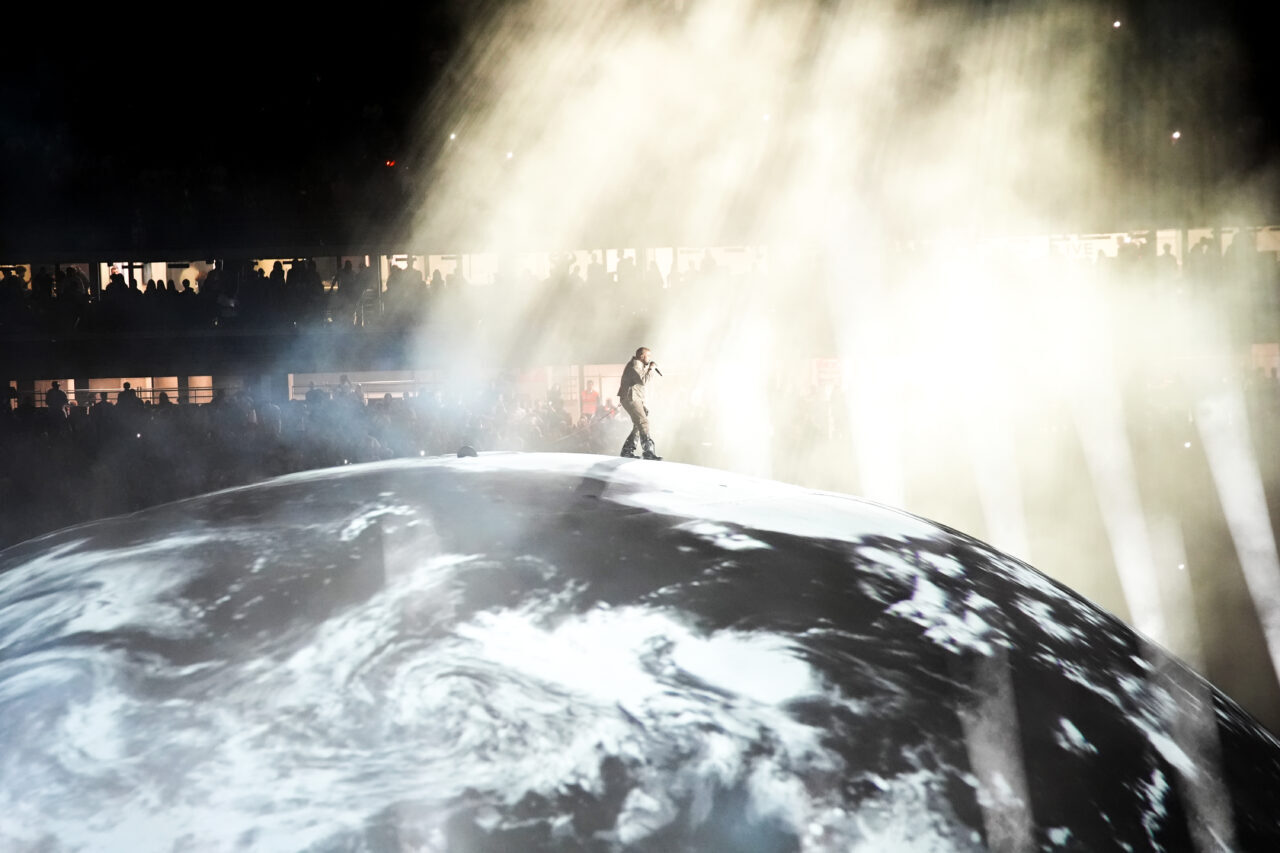 İSTANBUL (AA) – Dünyaca ünlü rap sanatçısı Kanye West, İstanbul'da