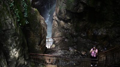 DÜZCE (AA) – Bayramda Batı Karadeniz'in önemli turizm merkezleri Akçakoca,