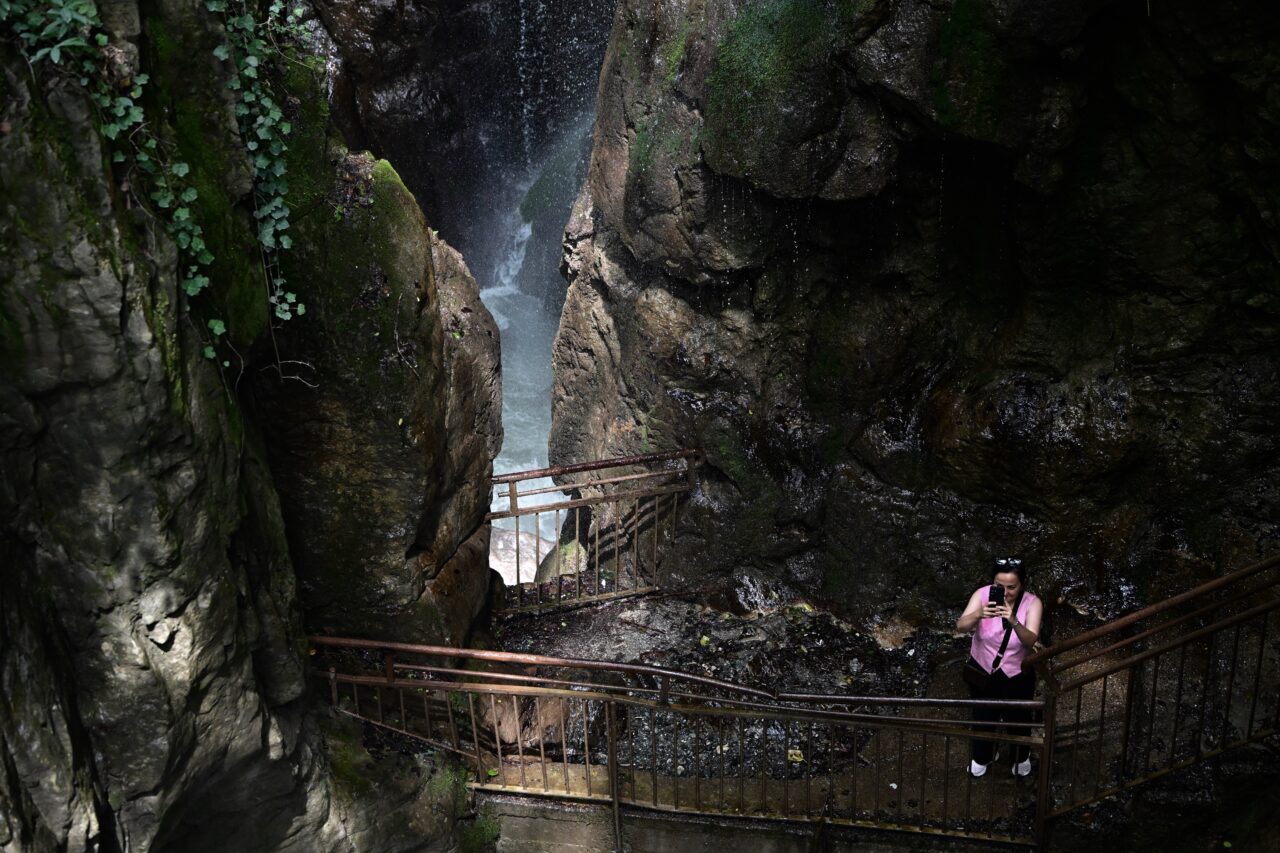 DÜZCE (AA) – Bayramda Batı Karadeniz'in önemli turizm merkezleri Akçakoca,