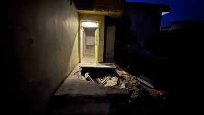 EDİRNE (AA) – Edirne'de iki katlı bir evin giriş kısmındaki