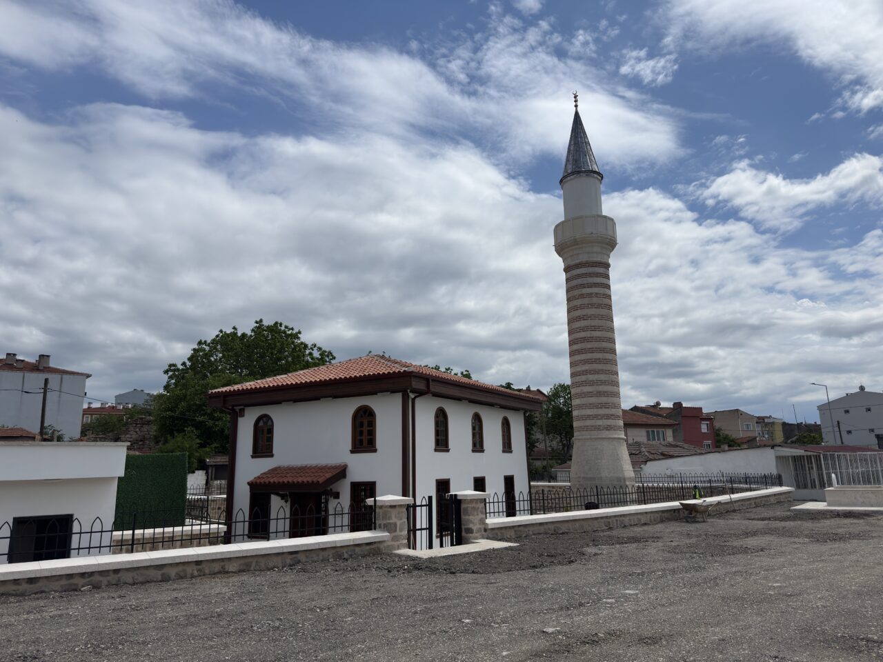 EDİRNE (AA) – Edirne'de restorasyonu tamamlanan tarihi Şeyh Şüceaddin Camisi,