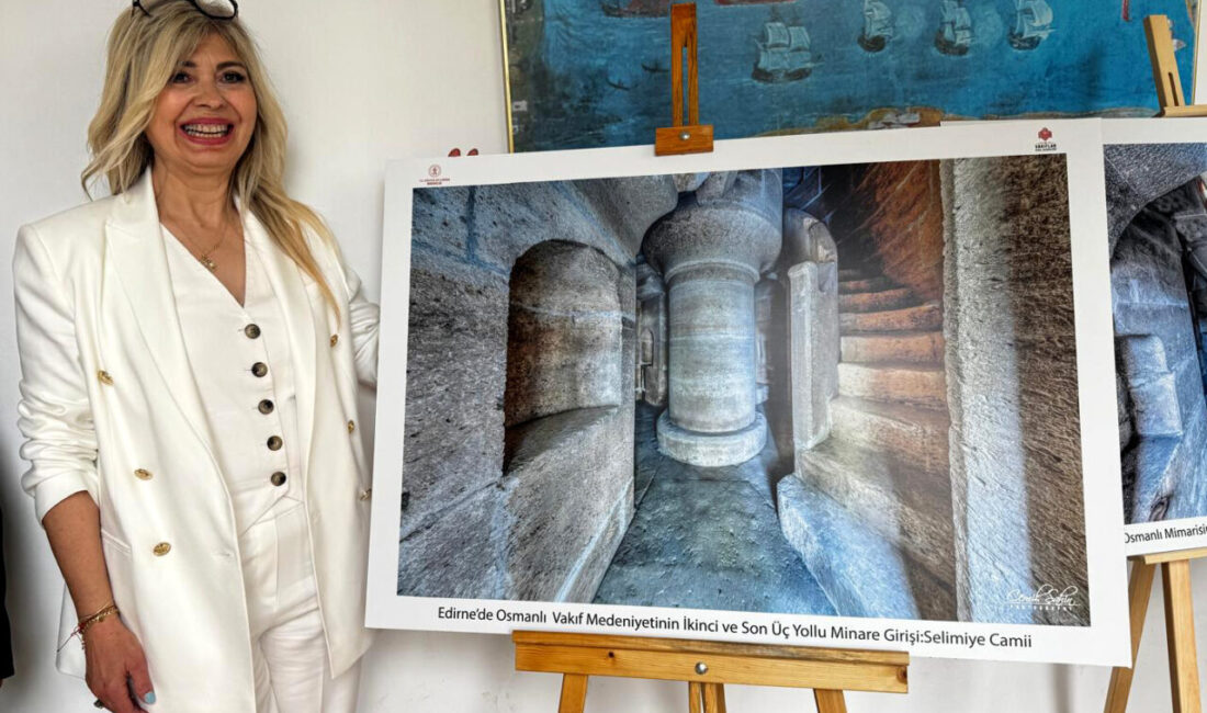 - Fotoğraf sanatçısı Şahin:
- "Bu, ecdadın sanatıdır. Çekim yaparken hem