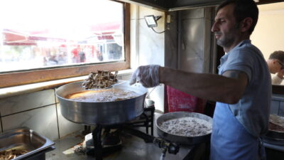 - Kakava Şenlikleri için Edirne’ye gelen yerli ve yabancı turistler,