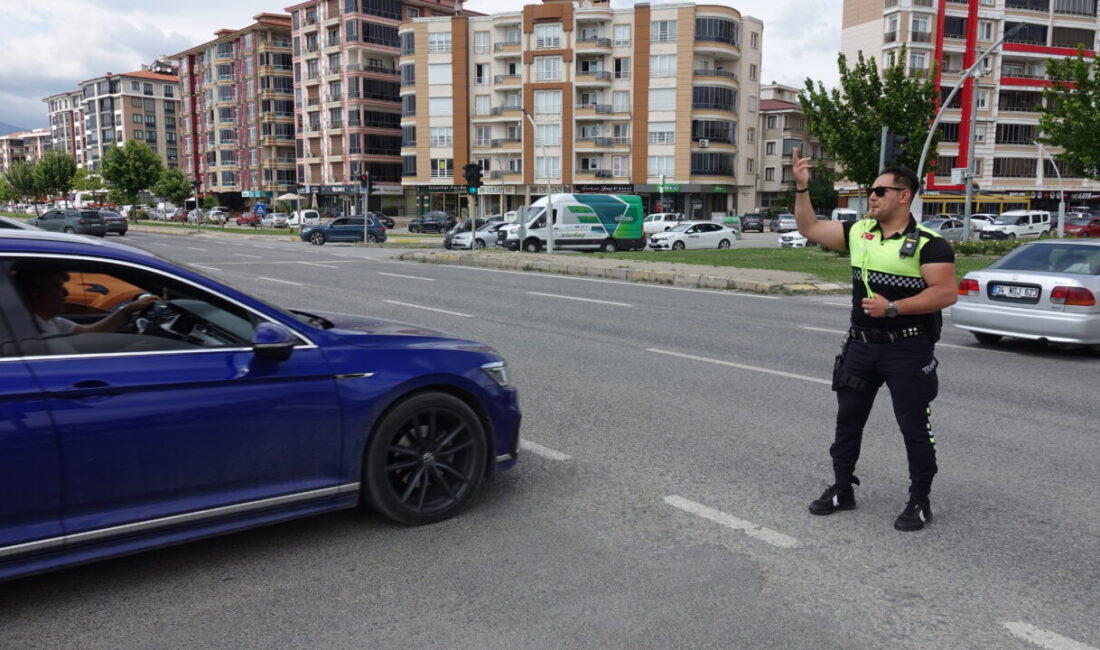 BALIKESİR (AA) – Balıkesir'in Edremit Körfezi bölgesinde, Kurban Bayramı tatili